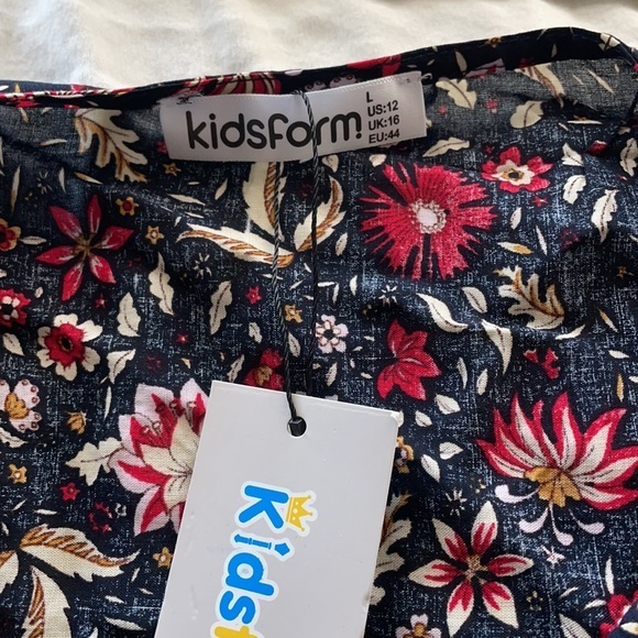 Floral boho inspired dress - Picture 2 of 3